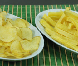 patate fritte, chips , fiammifero